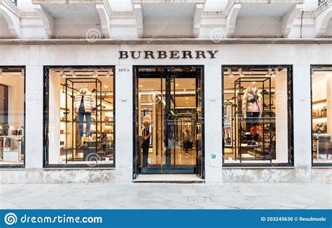 is burberry cheaper in italy|luxury stores in italy.